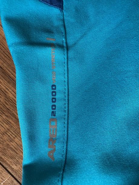 Vetrovka dare2b, 122