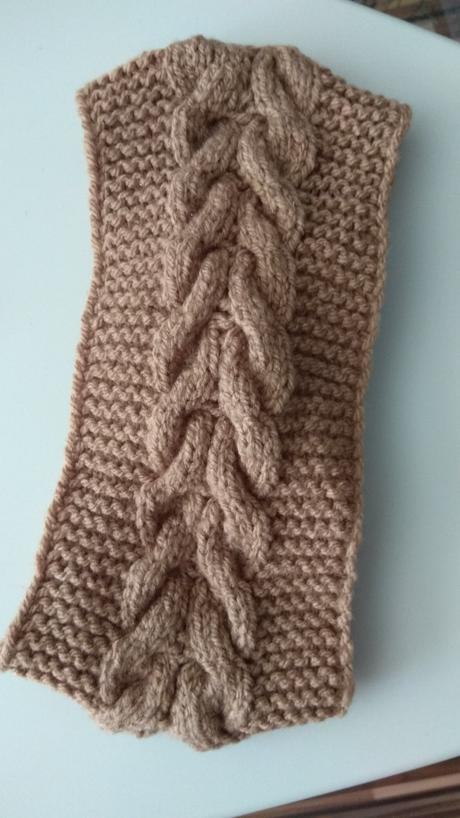 Predám štrikovanú čelenku, 