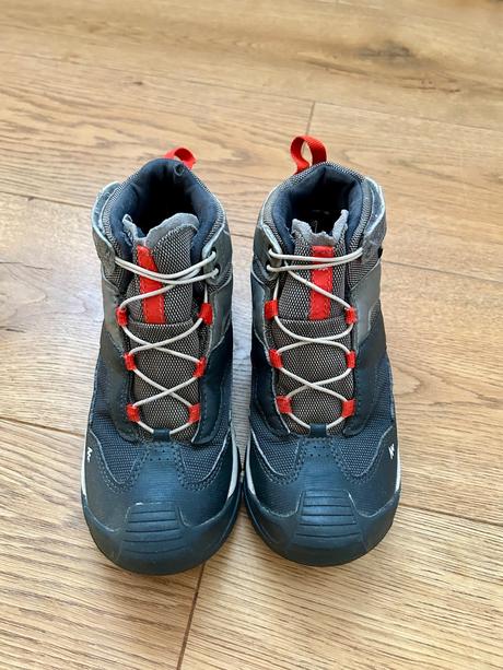 Topanky nepremokave, quechua,32