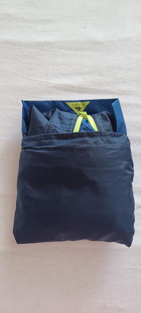 Bunda do dažďa, veľ. 123-140, quechua,122