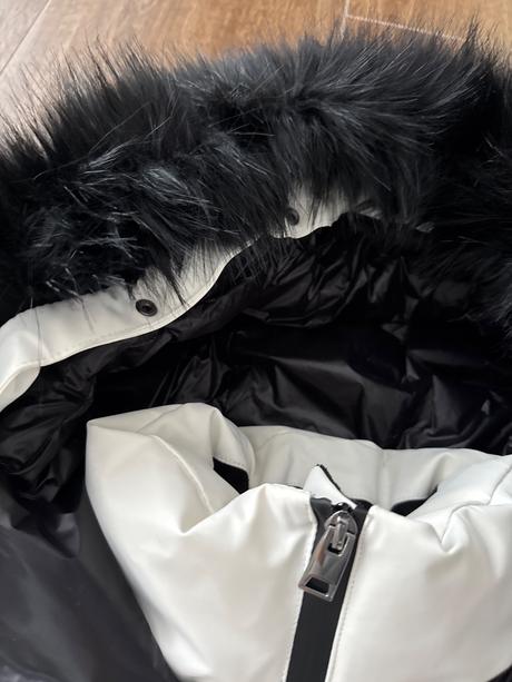 Vetruvzdorna a vodeodolna paperova bunda, zara,m