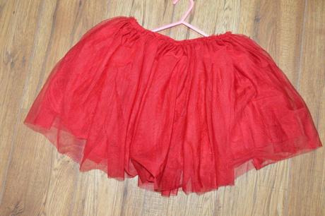 Bohato riasená sukna, reserved,98