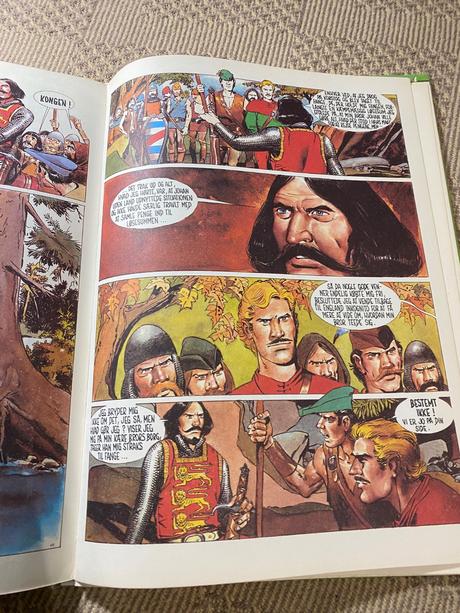 Krásna stará retro kniha komiksov robin hood 1978,