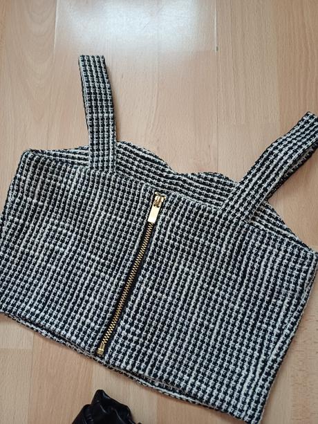 Koženkové šortky a crop top v.128, river island,128