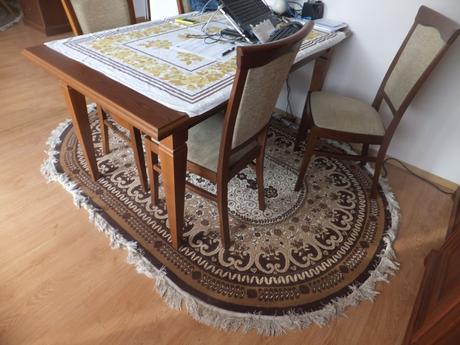 Jedálenský stôl brw kent,