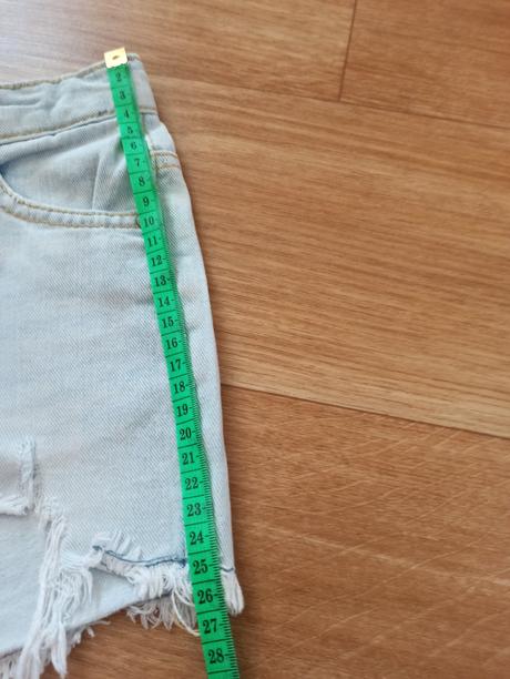 Kraťasy, reserved,128