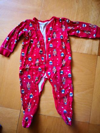 Vianočne pyžamko, pepco,86