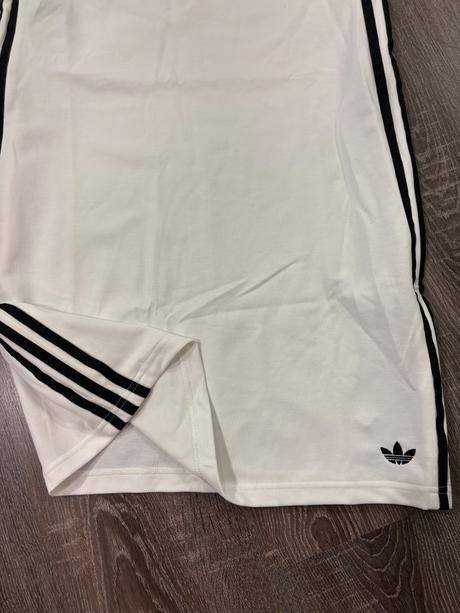 Adidas nove damske šaty s čipkou m, adidas,m