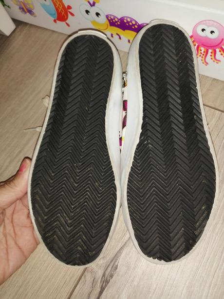 Plátenky guess, guess,31