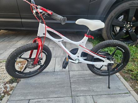 Bicykel 16, 16