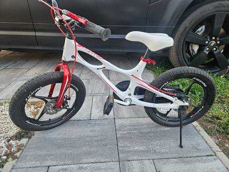 Bicykel 16, 16