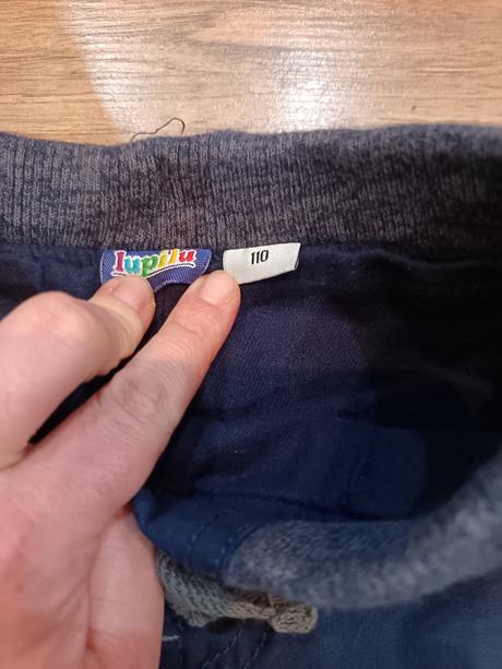 Nohavice, lupilu,110