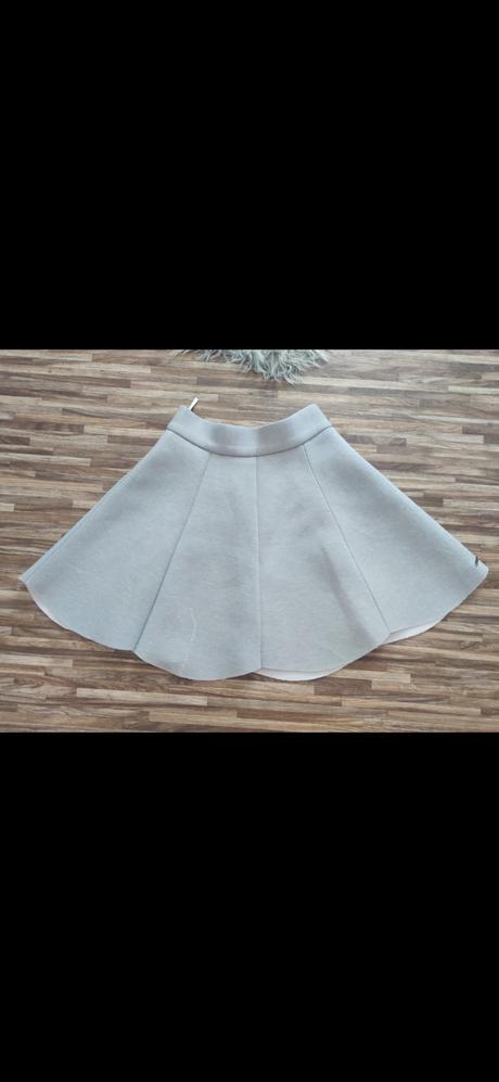 Dámska áčková sukňa, s