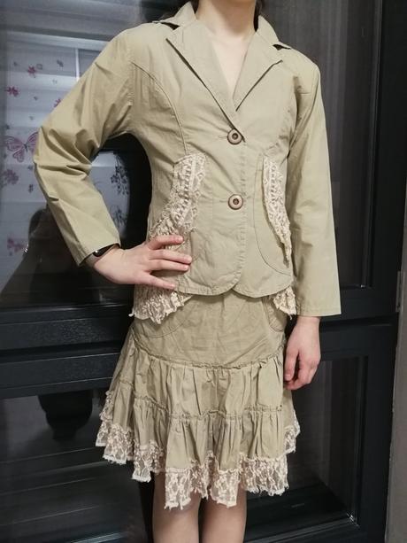 Komplet sukňa, sako, tričko, terranova,134