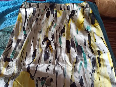 Sukňa, extra jemná, malo nosena, xl