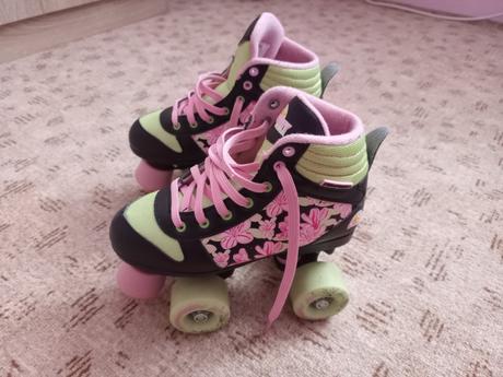 Kolieskové korčule, 35