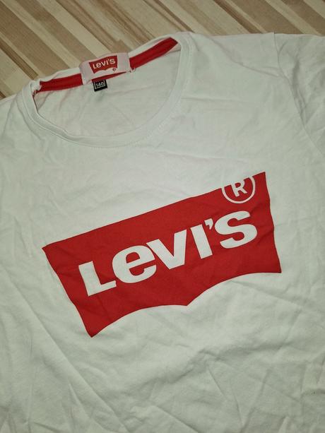 Levis tričko, 134