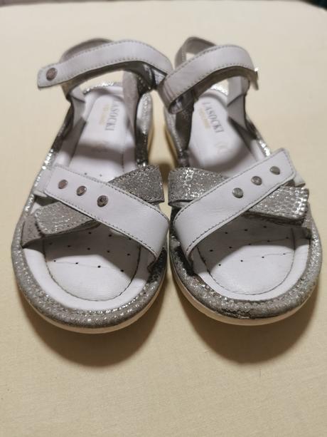 Bielo-strieborné sandálky, lasocki,32