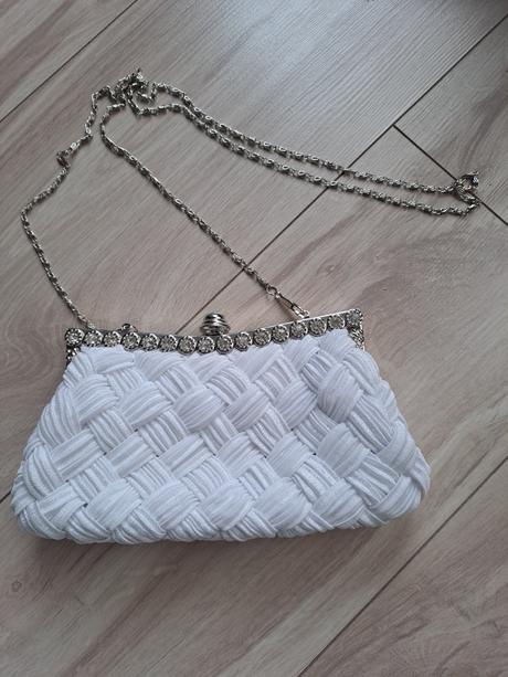 Biela spoločenská kabelka,