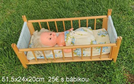 Retro postielka s bábikou, 