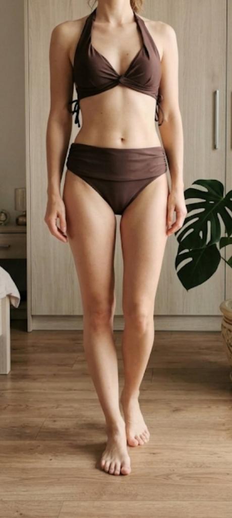 Dámske plavky, 38