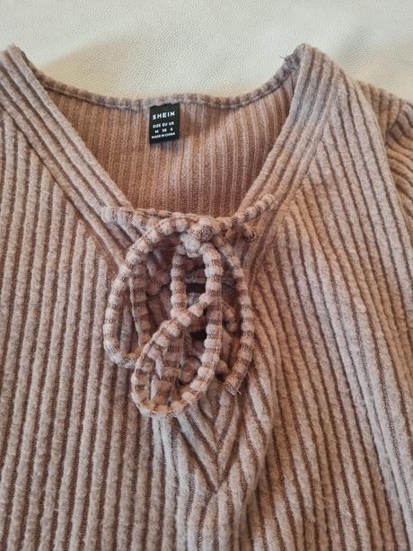 Tričko so šnúrkami, m