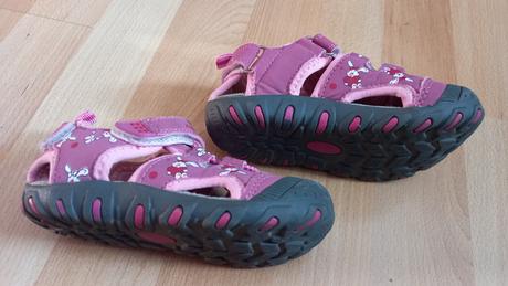 Dievčenské sandálky veľ.25, 25