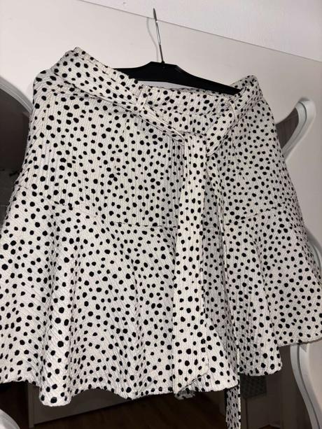 Skort stradivarius s, stradivarius,s