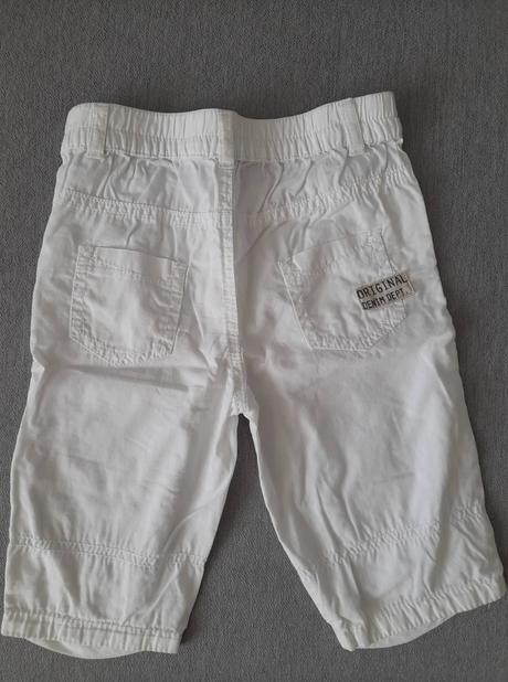 Chlapčenské ľahké šortky biele veľ. 86, 86