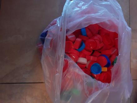 Vrchnáčiky od fliaš, 