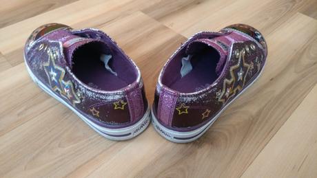 Blikajúce tenisky, č.28, 28