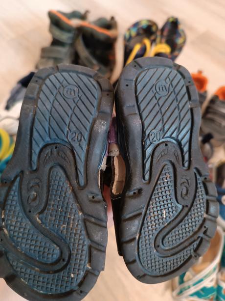 Topánky pre chlapcov veľkosť 20 až 23, 20