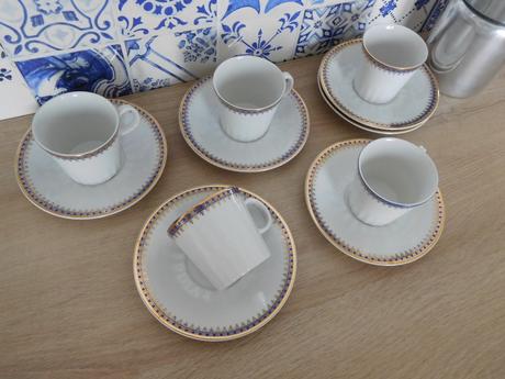 Porcelánové šálky made in čechoslovákia, 