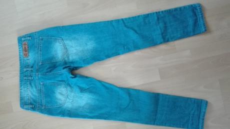 Nove boyfriend dziny, gate,38