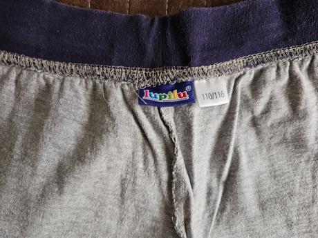 Šortky 110/116, lupilu,110