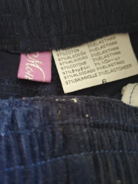 Manchestrové tmavomodré nohavice, 110