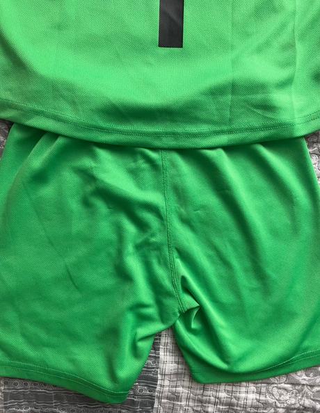 Futbalovy dres, h&m,110