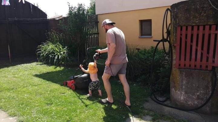 Image title Image title