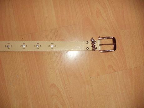 Damsky biely opasok, 