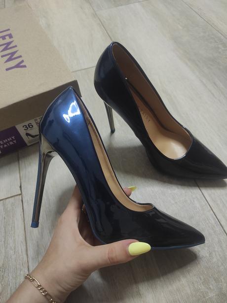 Topánky na opätku veľ.36, 36