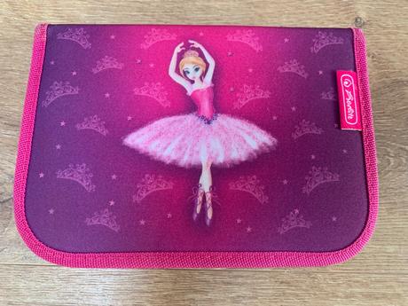 Aktovka a školská sada s balerínkou,