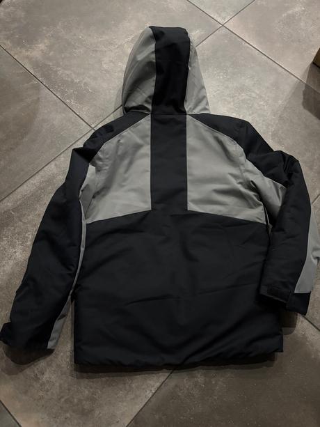 Lyžiarska bunda, 158