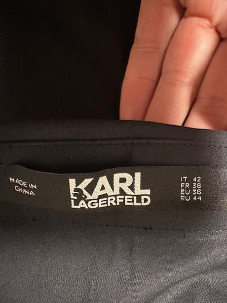 Bavlnená oversize čierna košeľa zn. karl lagerfeld,