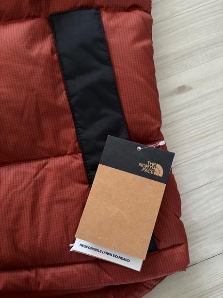 Vesta the north face, m