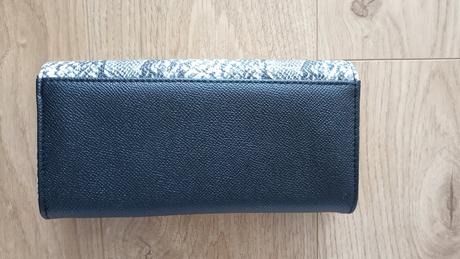 Peňaženka s hadím vzorom, avon