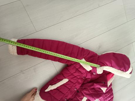 Dievčenská bunda, 134