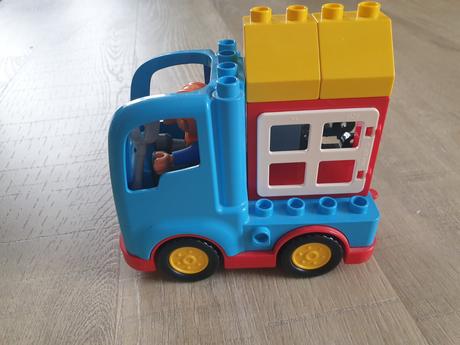 Lego duplo nakladne auto,