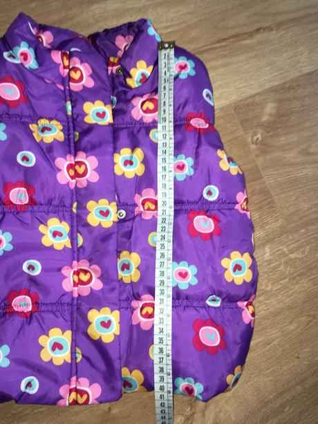 Vesta, marks & spencer,104