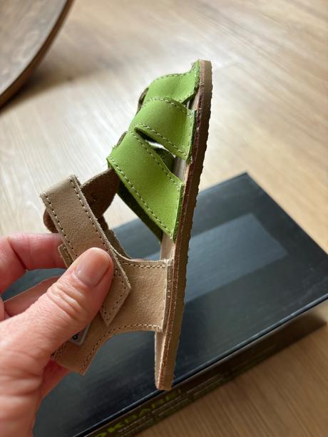 Sandalky ok bare palm zelene, 24 - 32