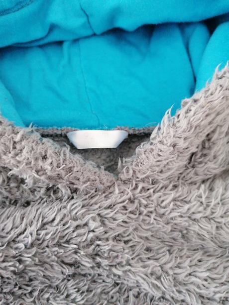 Chlpatá mikinka, 92